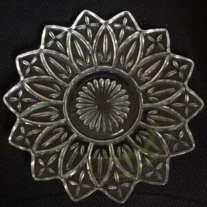 Federal Glass Company Starburst 14 Point Platter